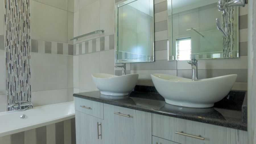 3 Bedroom Property for Sale in Geelhoutpark North West